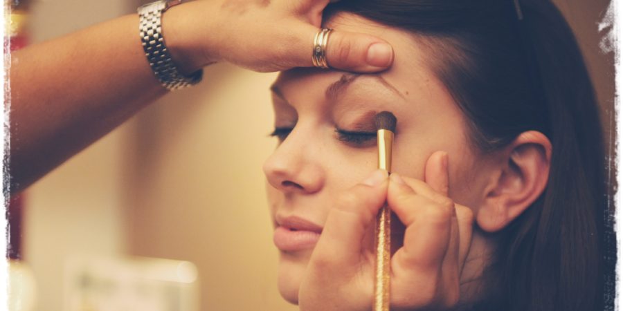 8 Tips For Healthy Make-Up And Skin Care